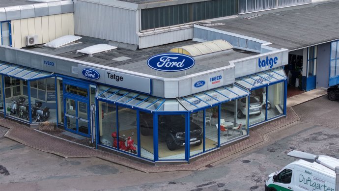 autohaus tatge aussenansicht mit der Drohne bueckeburg.jpg